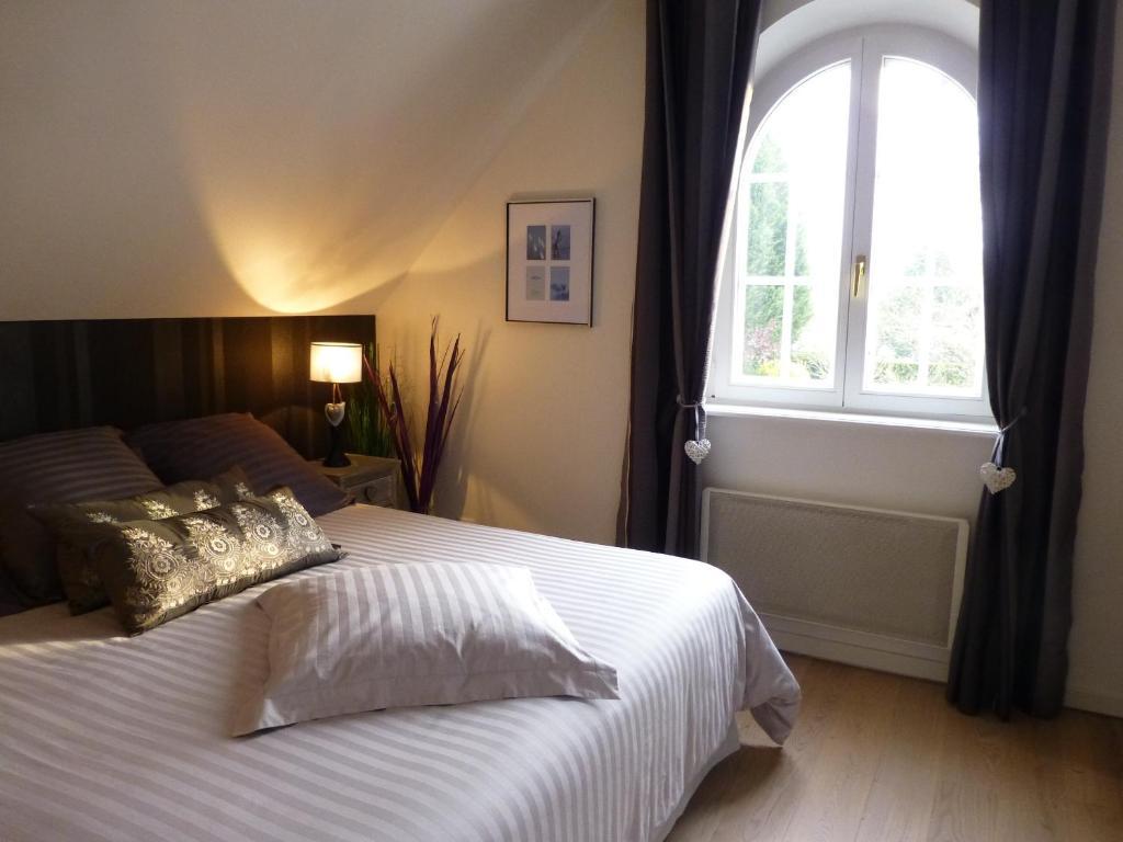 Chambres D'Hotes La Parenthez' Haguenau Rom bilde